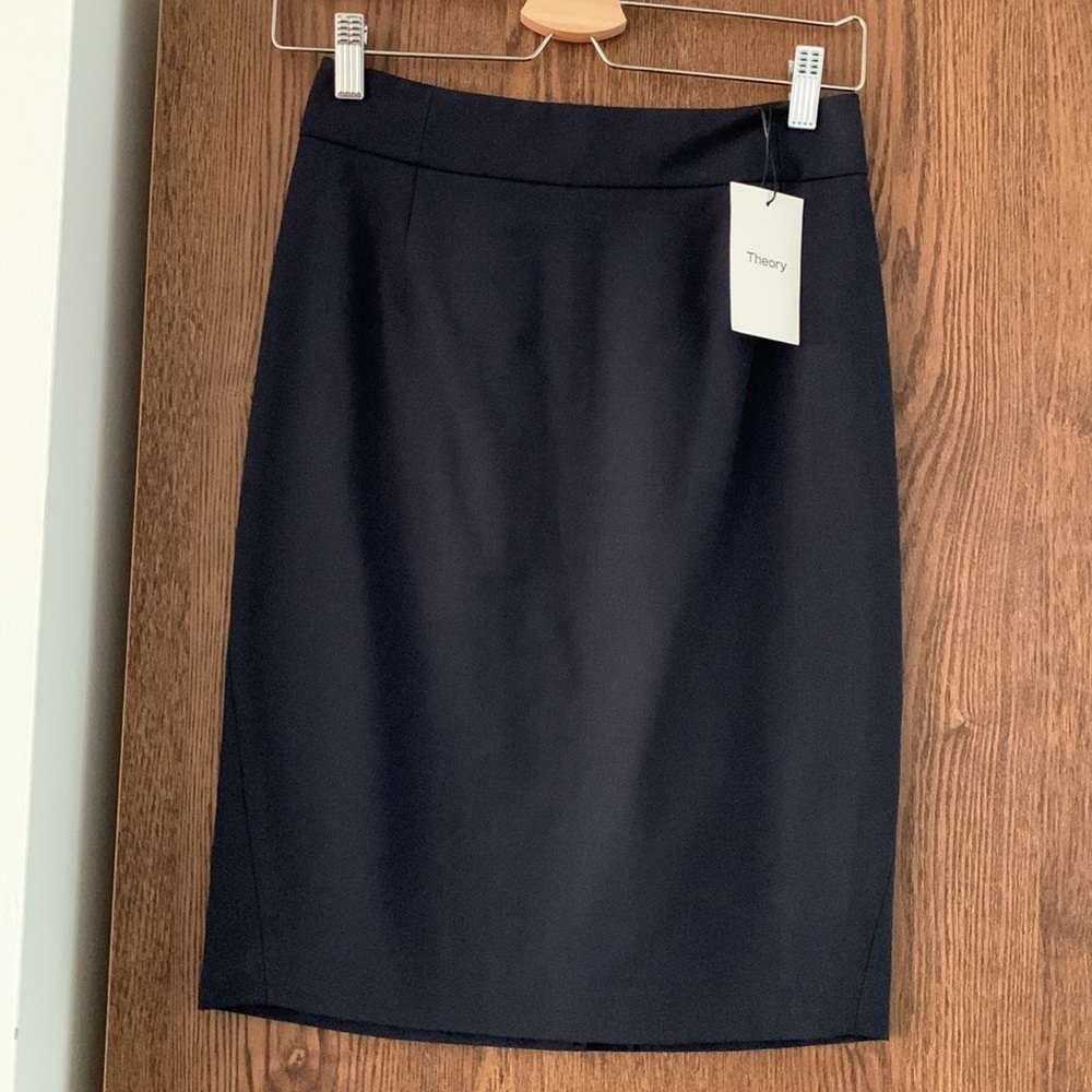 Theory Brand New Navy Skirt